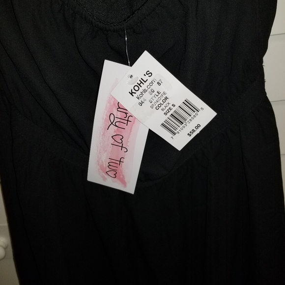 Dress - Picture 4 of 4